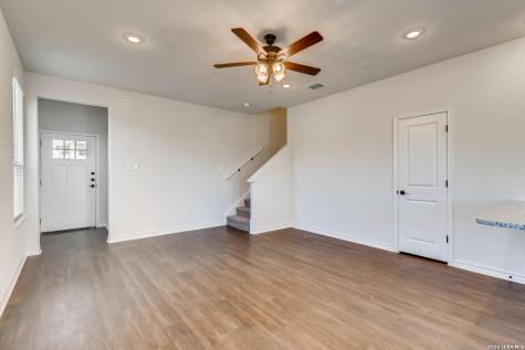 10343 Lynwood Branch San Antonio TX 78245