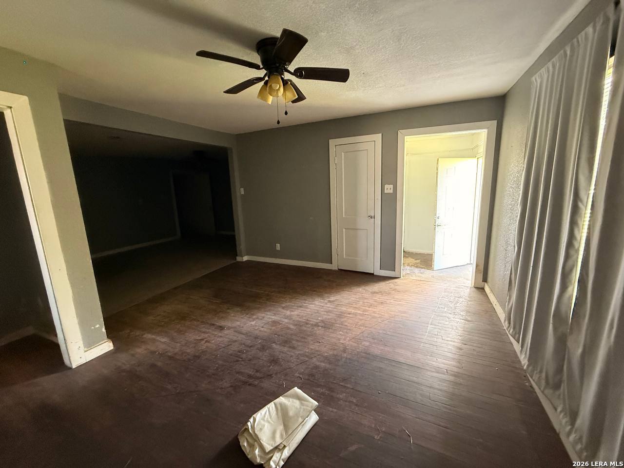 1101 1st Avenue N Texas City TX 77590