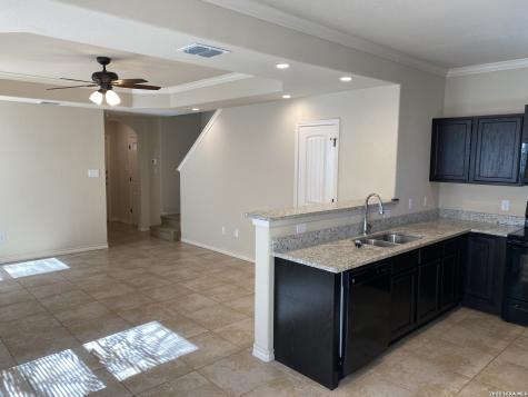 6870 Lakeview Drive San Antonio TX 78244