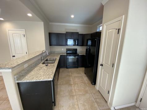 6870 Lakeview Drive San Antonio TX 78244