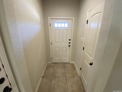6870 Lakeview Drive San Antonio TX 78244