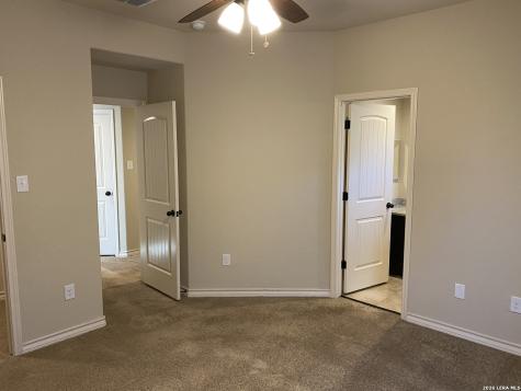 6870 Lakeview Drive San Antonio TX 78244