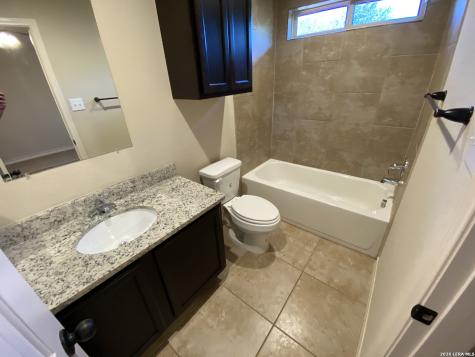 6870 Lakeview Drive San Antonio TX 78244