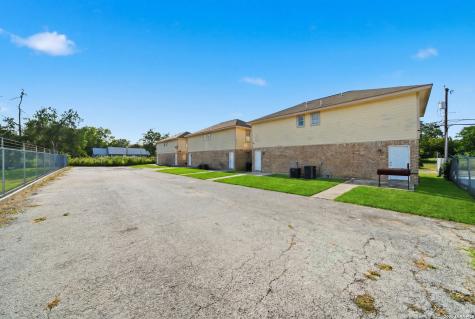 414 W Harlan San Antonio TX 78214
