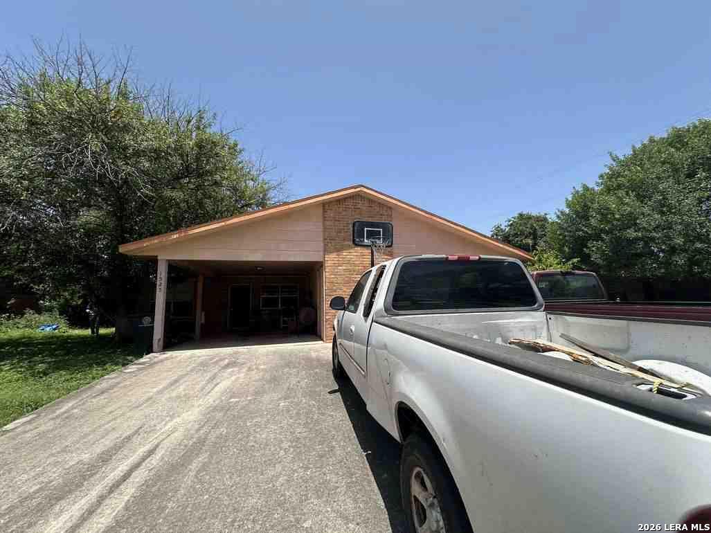 1525 Eichen New Braunfels TX 78130