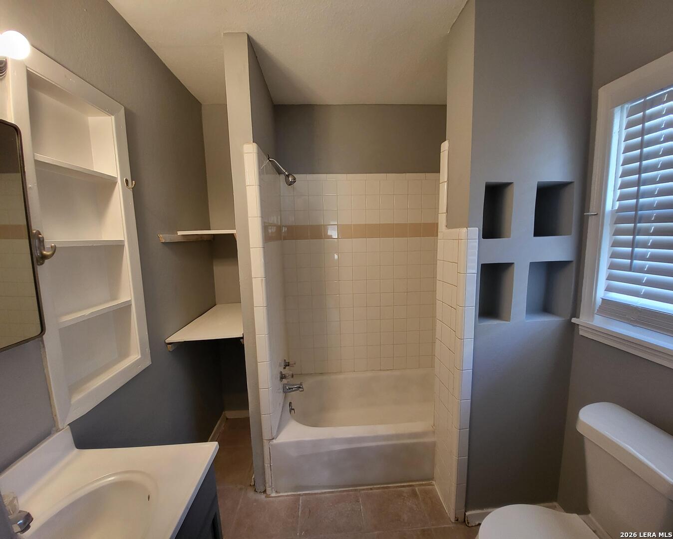 2443 W Huisache Avenue San Antonio TX 78228