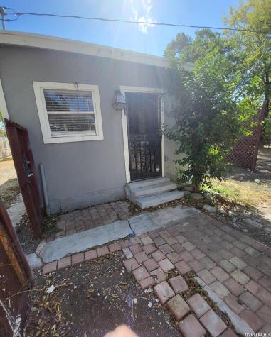 2443 W Huisache Avenue San Antonio TX 78228