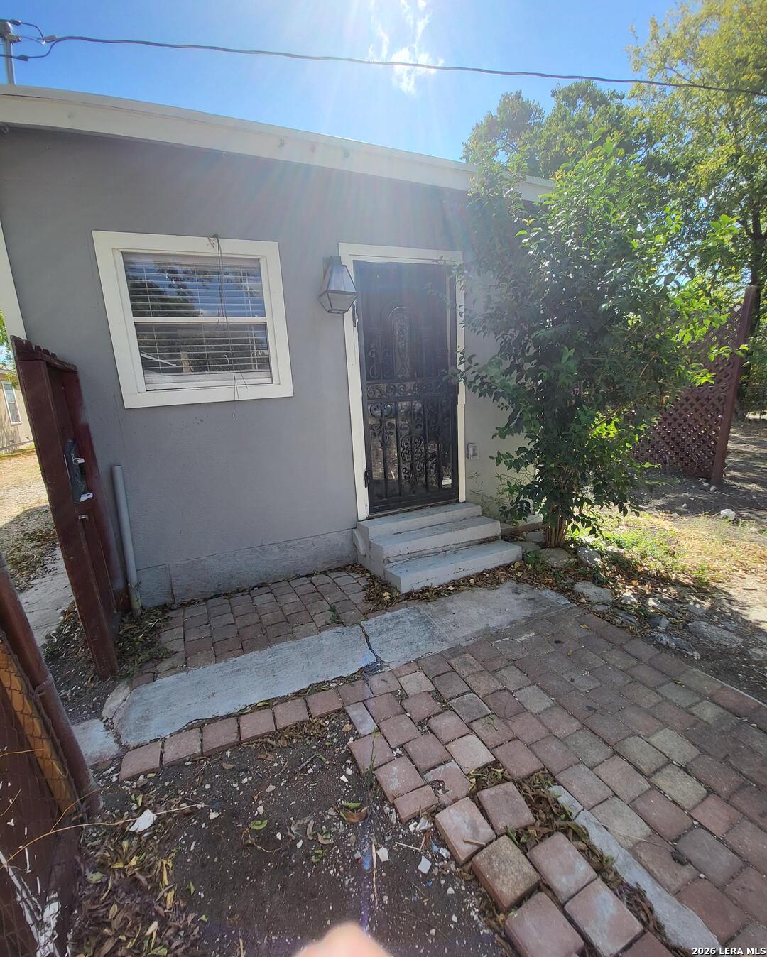 2443 W Huisache Avenue San Antonio TX 78228