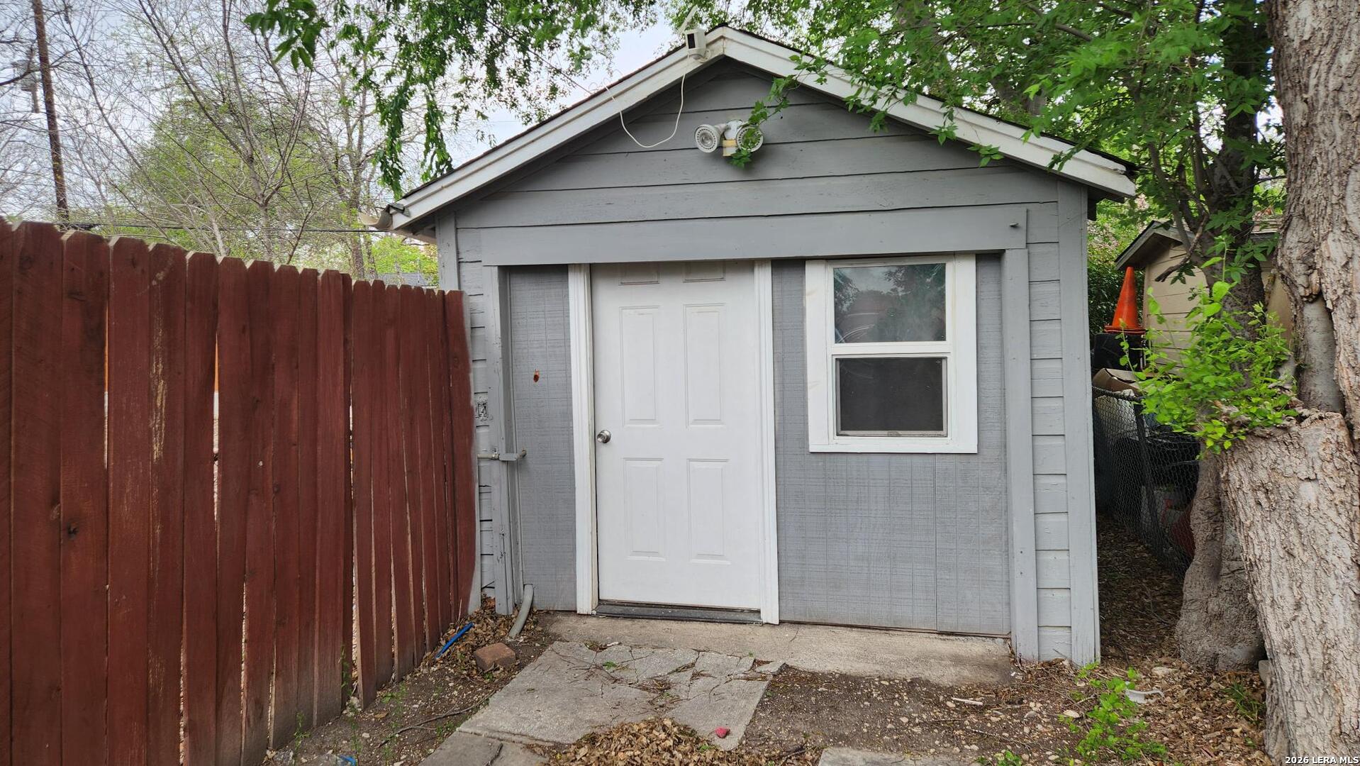 2443 W Huisache Avenue San Antonio TX 78228