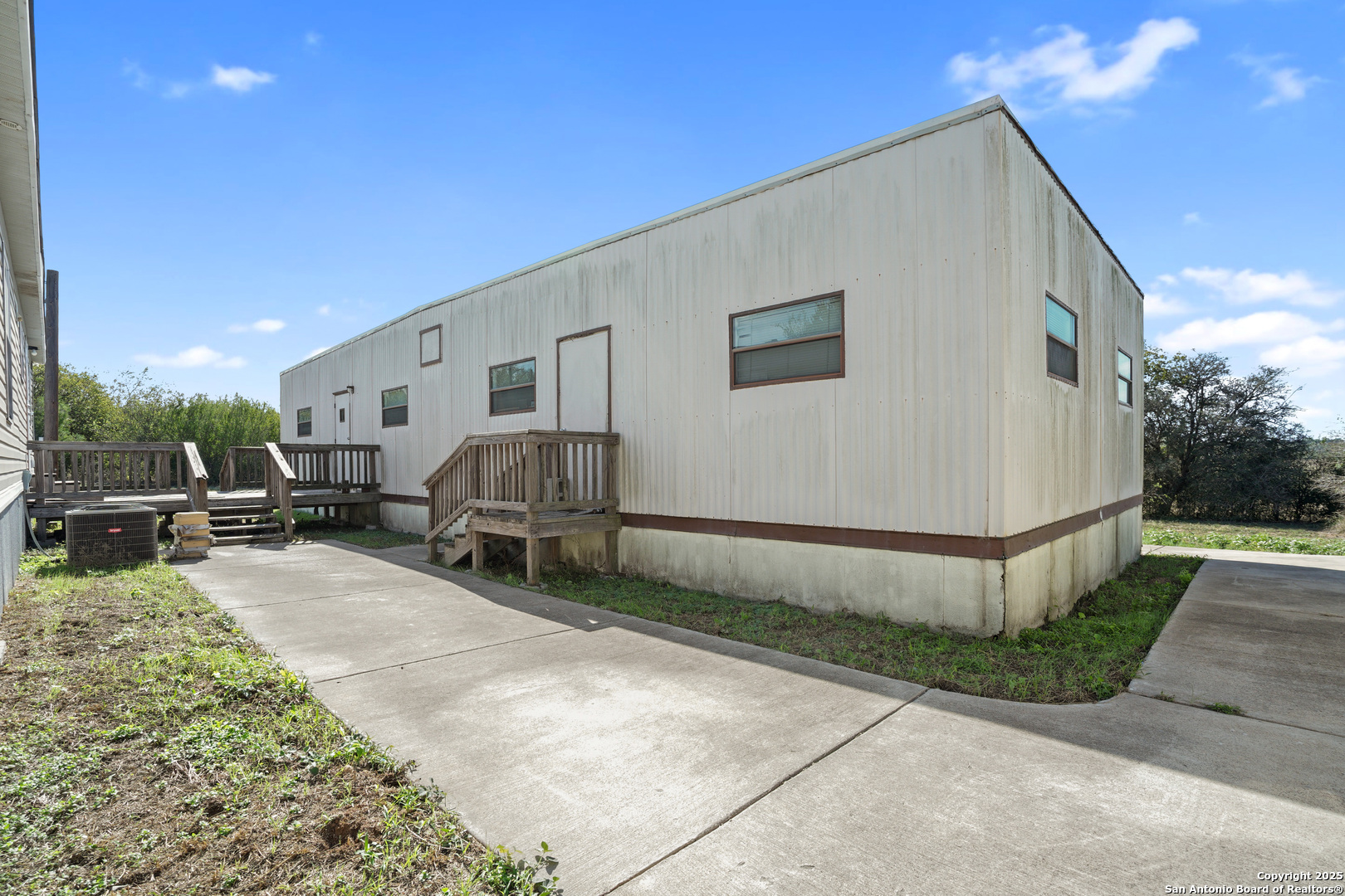 298 Sh-239 Kenedy TX 78119
