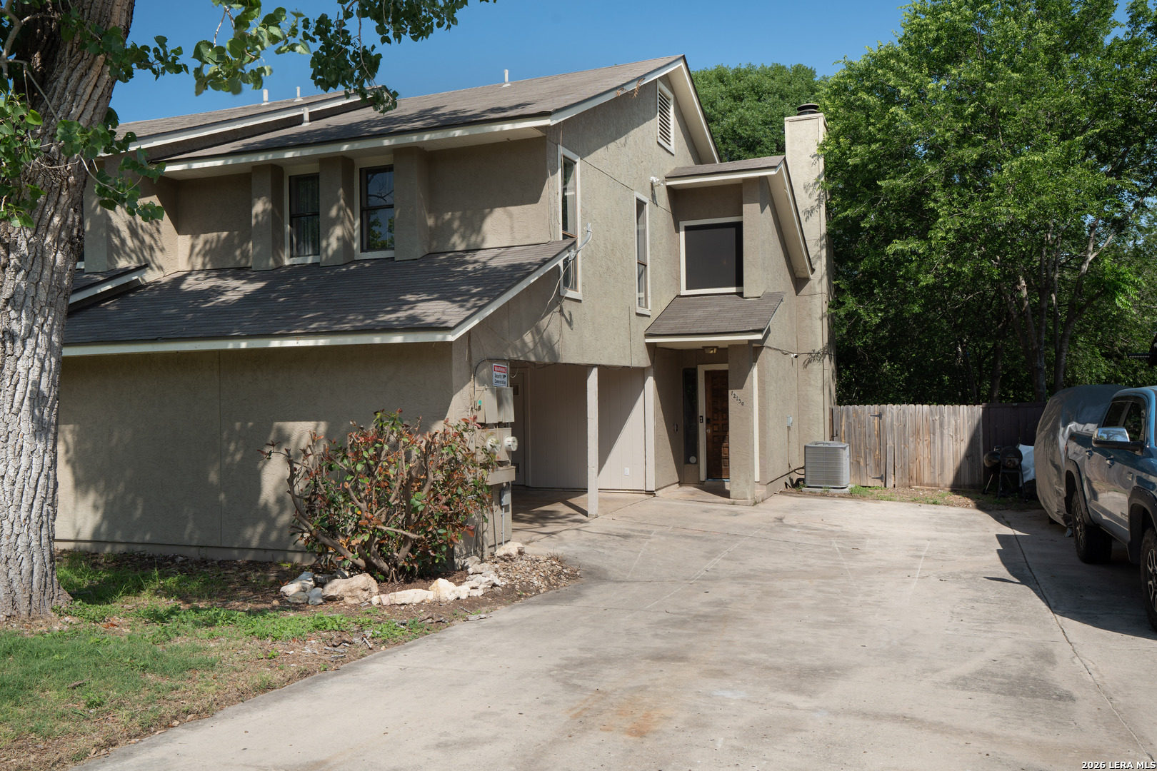 12150/12152 Vista Nogal Street San Antonio TX 78213