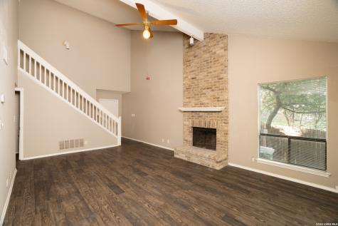 12150/12152 Vista Nogal Street San Antonio TX 78213