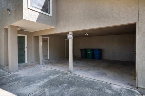 12150/12152 Vista Nogal Street San Antonio TX 78213
