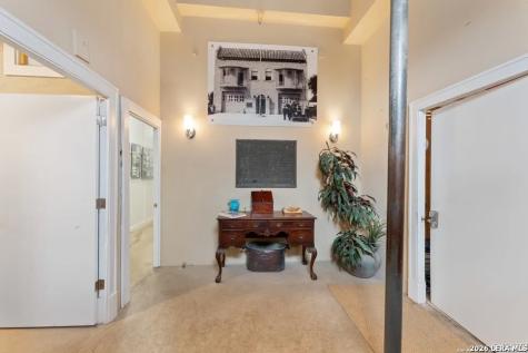 2323 Buena Vista Street San Antonio TX 78207