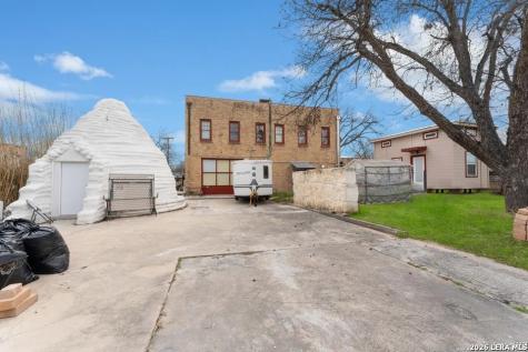 2323 Buena Vista Street San Antonio TX 78207