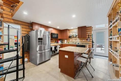 2323 Buena Vista Street San Antonio TX 78207