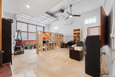 2323 Buena Vista Street San Antonio TX 78207