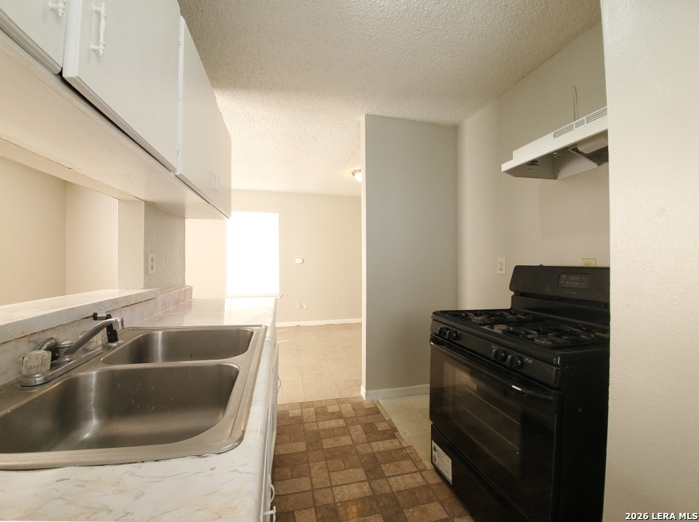 918 Hampton Street San Antonio TX 78220