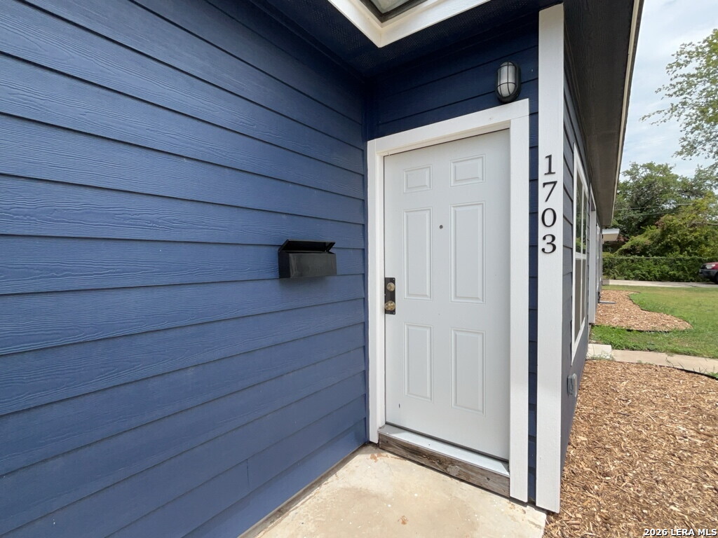 1703 W Mulberry Avenue San Antonio TX 78201