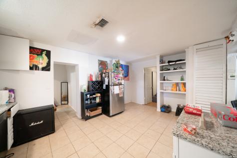 971 Chalmers Avenue San Antonio TX 78211