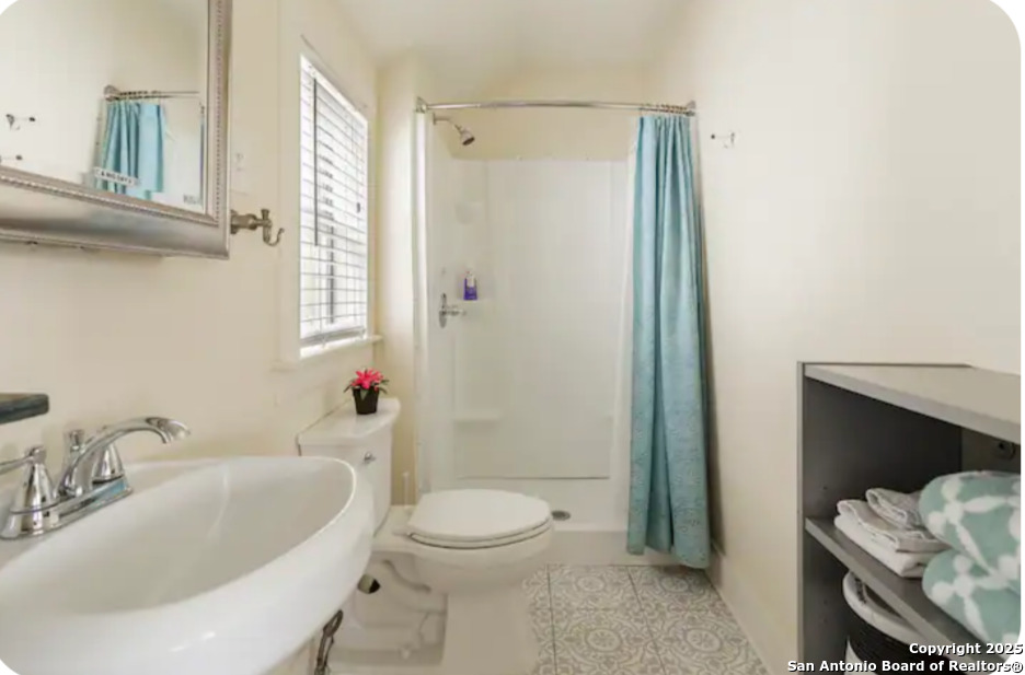 1901 Interstate 35 San Antonio TX 78208