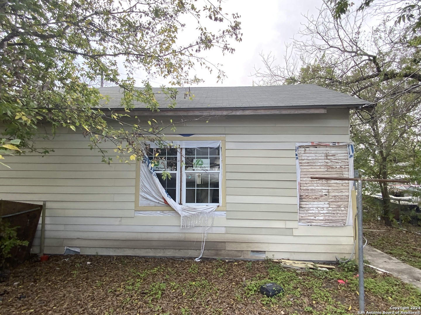 341&343 Avondale Avenue San Antonio TX 78223