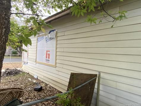 341&343 Avondale Avenue San Antonio TX 78223