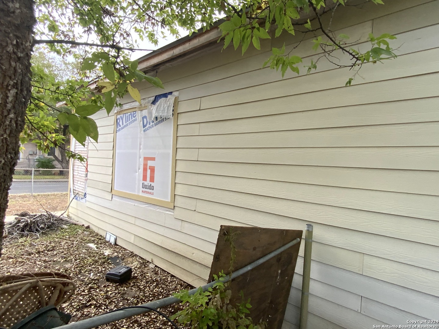 341&343 Avondale Avenue San Antonio TX 78223