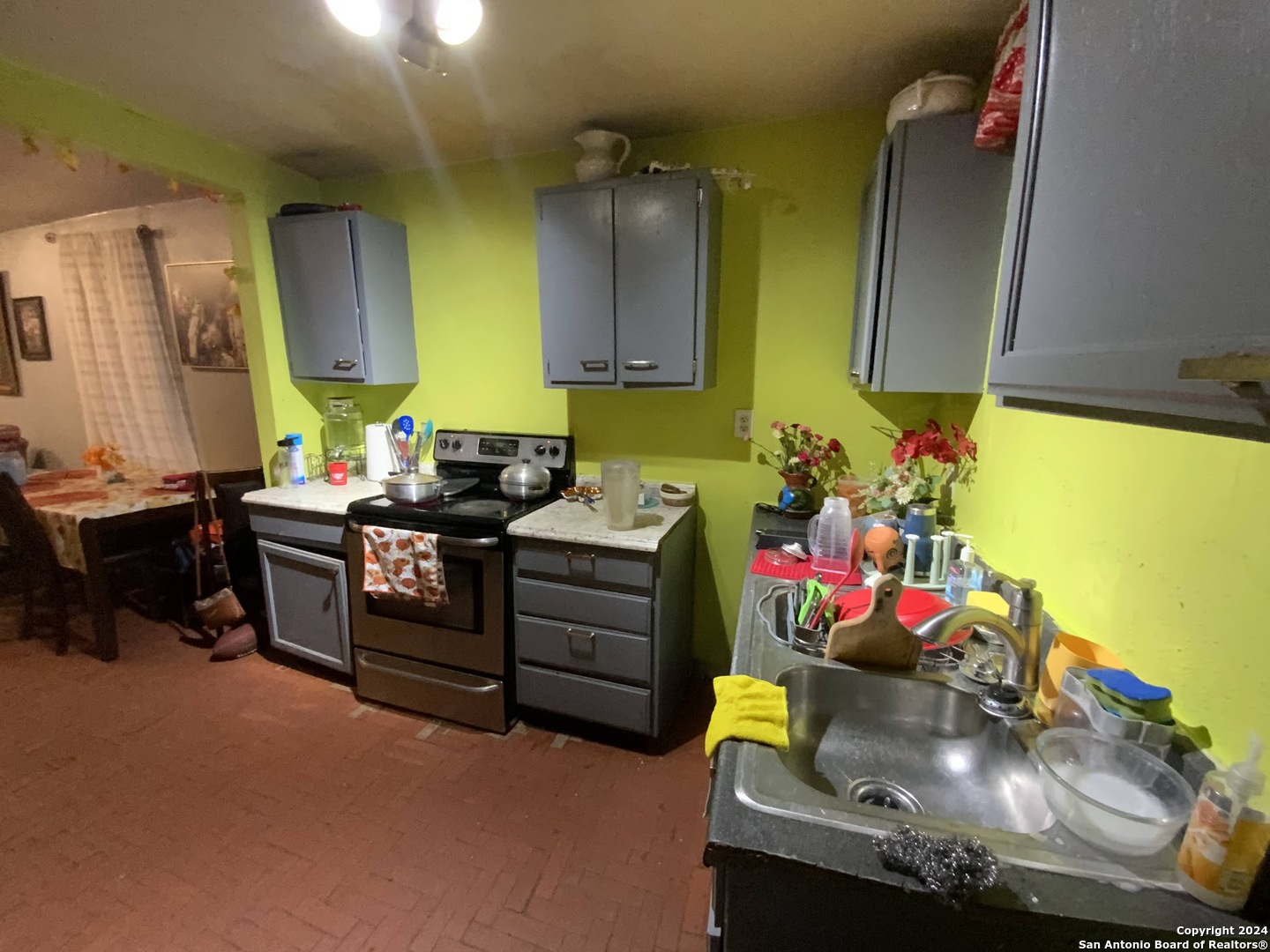 341&343 Avondale Avenue San Antonio TX 78223