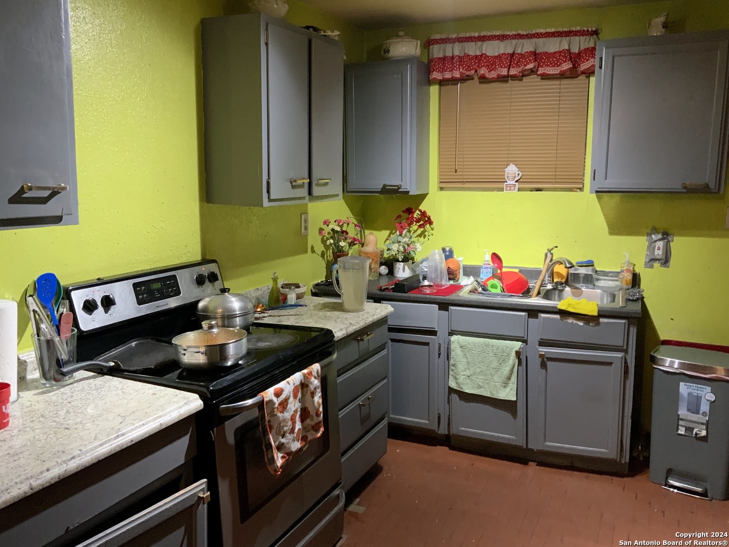 341&343 Avondale Avenue San Antonio TX 78223