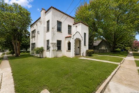 326 E Mistletoe Avenue San Antonio TX 78212