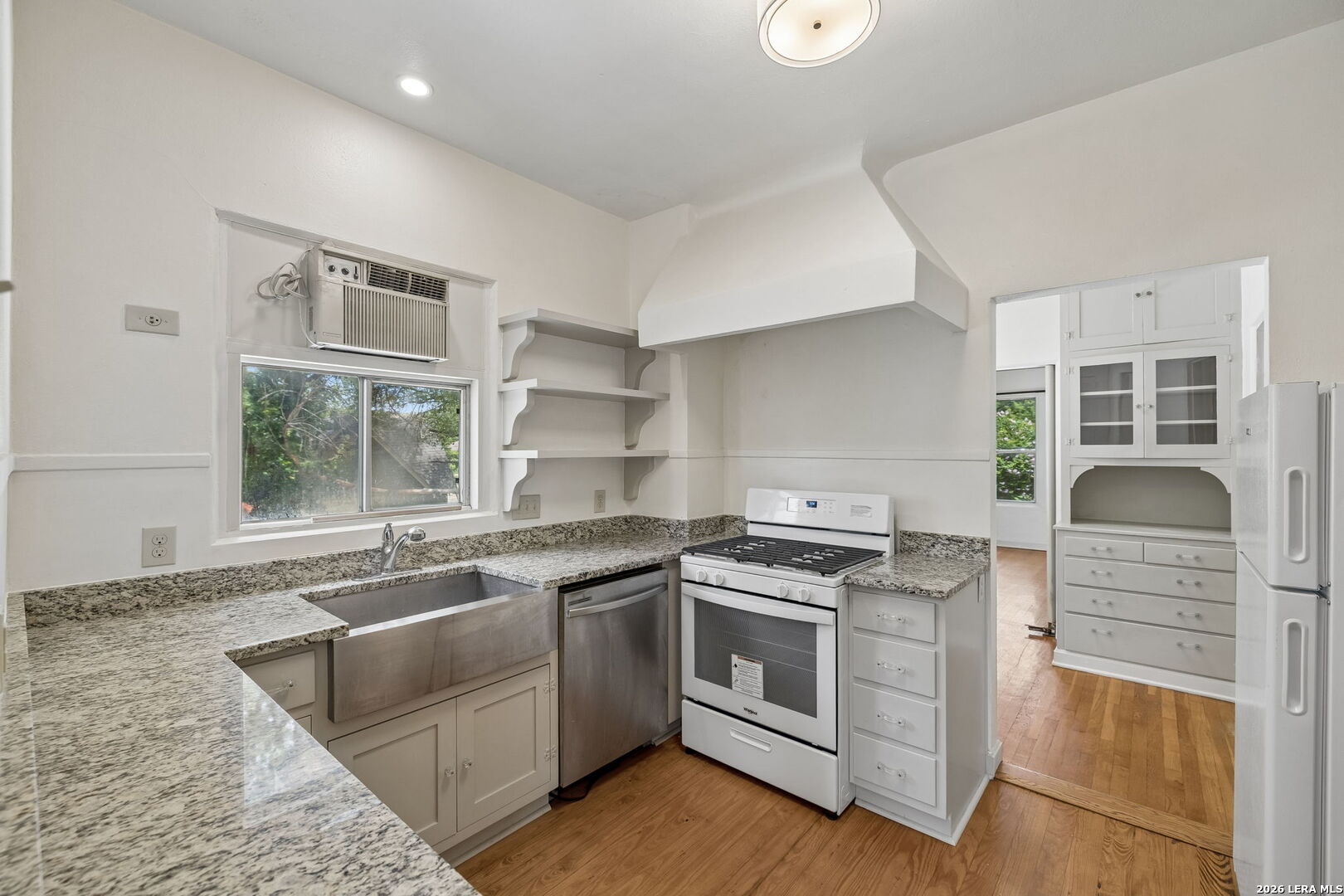 326 E Mistletoe Avenue San Antonio TX 78212