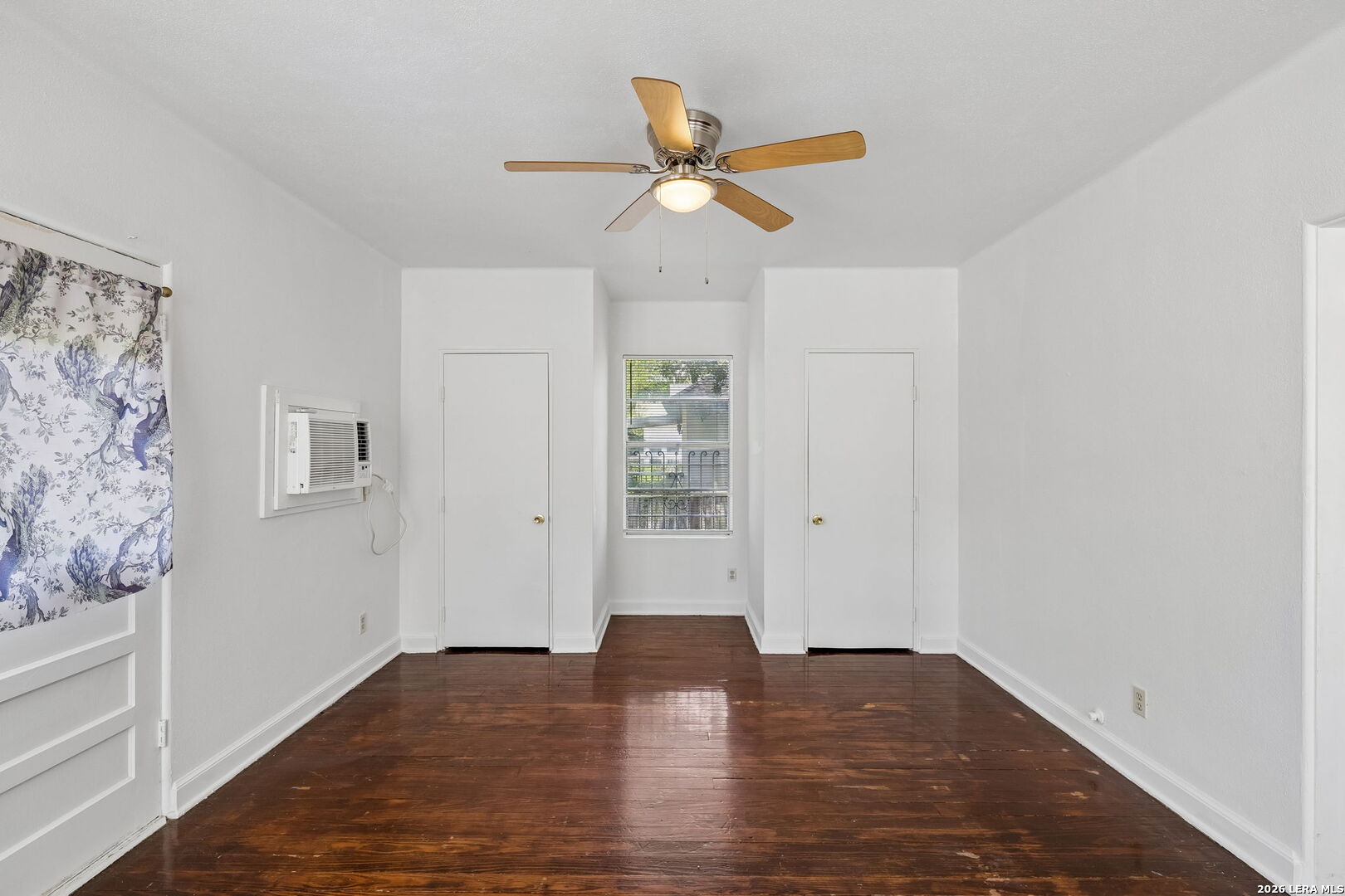 326 E Mistletoe Avenue San Antonio TX 78212