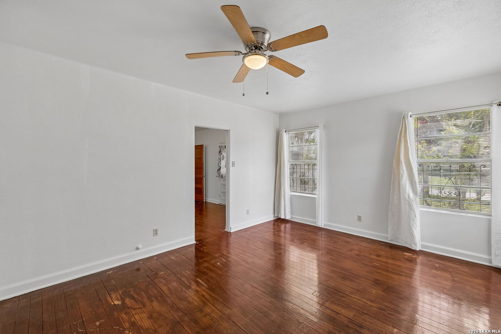 326 E Mistletoe Avenue San Antonio TX 78212