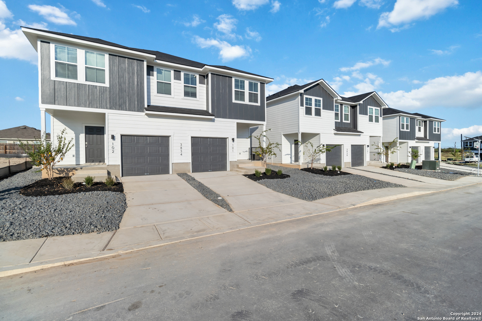 3944 Abbott Pass St Hedwig TX 78152