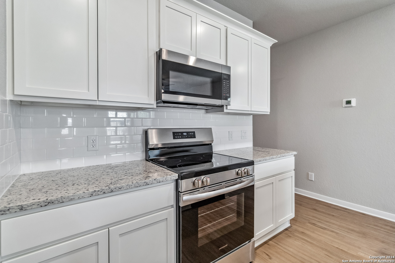3944 Abbott Pass St Hedwig TX 78152
