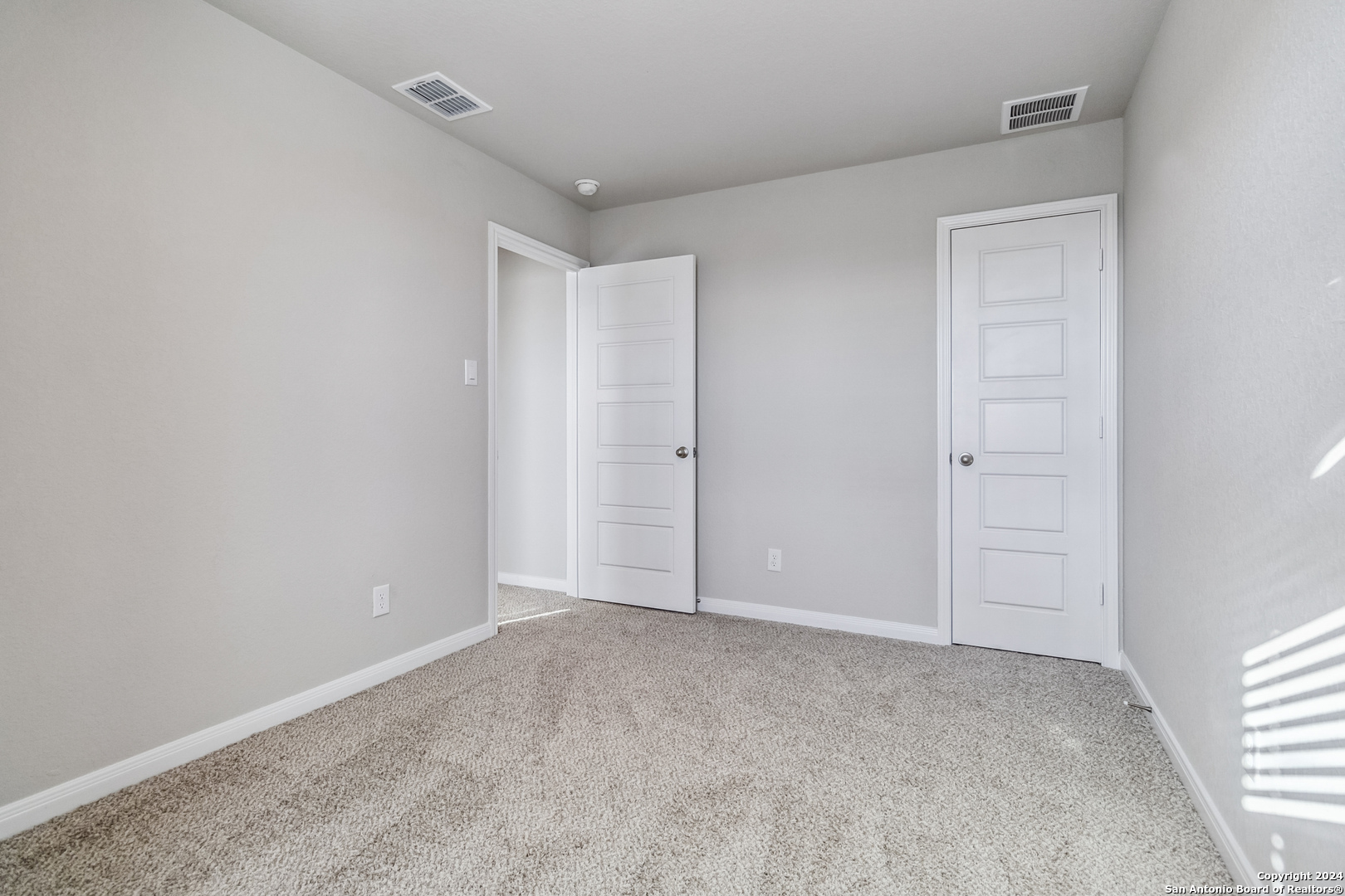 3944 Abbott Pass St Hedwig TX 78152