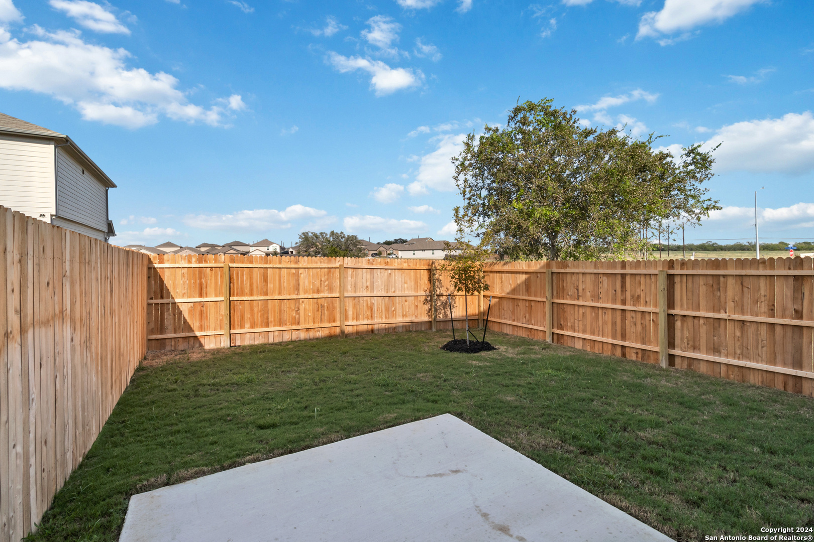 3944 Abbott Pass St Hedwig TX 78152