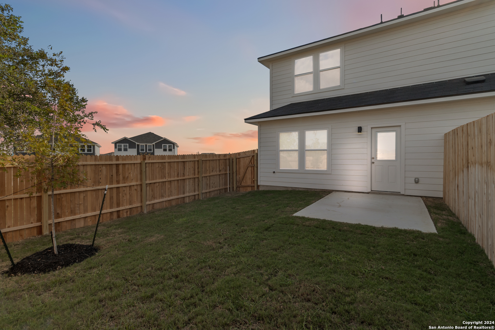 3944 Abbott Pass St Hedwig TX 78152