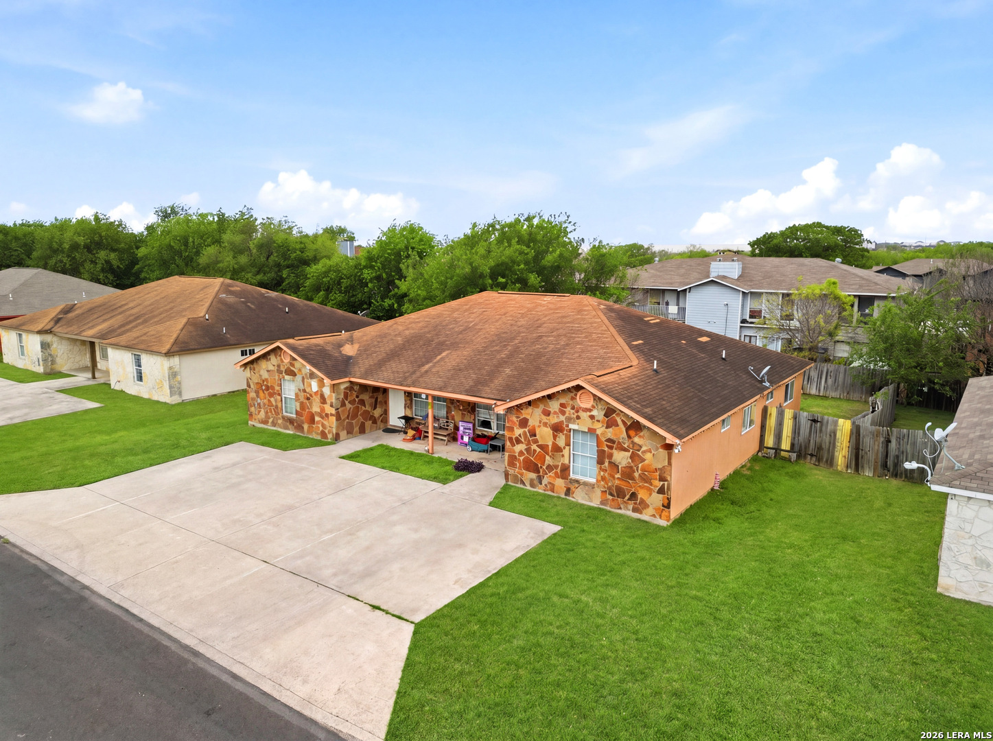 7557 Oak Chase San Antonio TX 78239