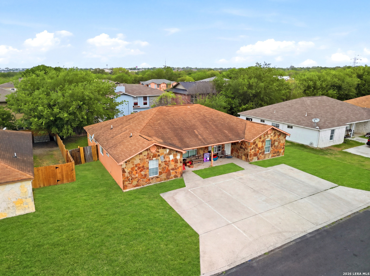 7557 Oak Chase San Antonio TX 78239