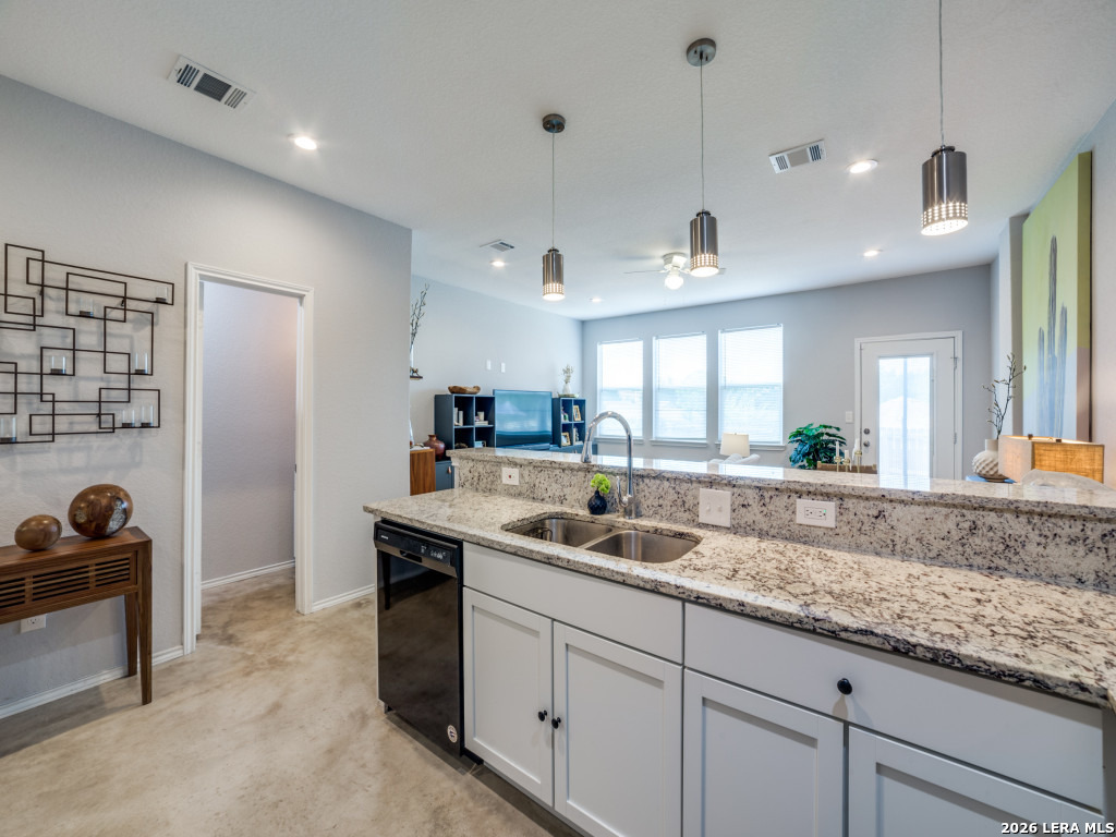 6934 Crestway Road San Antonio TX 78239