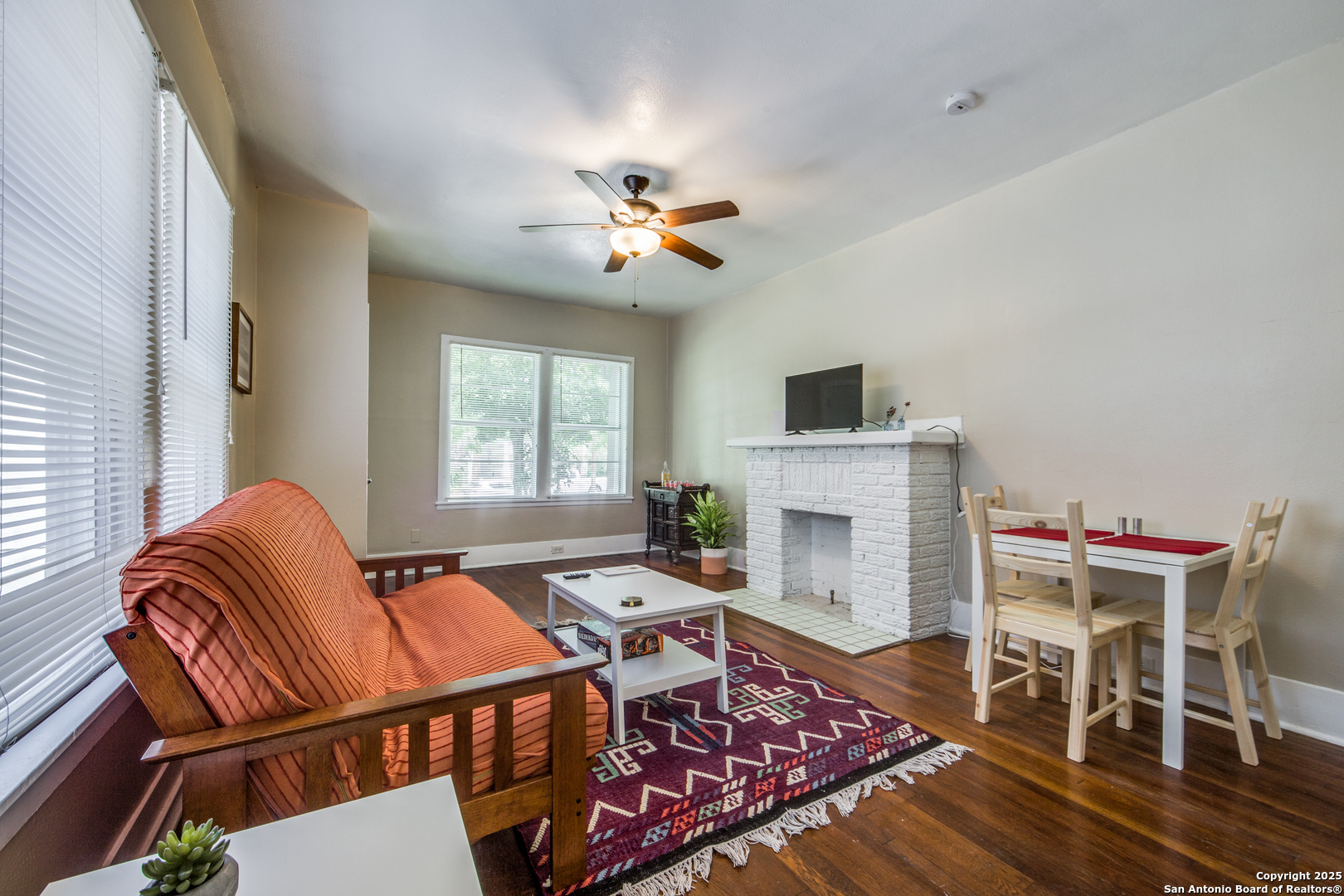 508 E Dewey Place San Antonio TX 78212