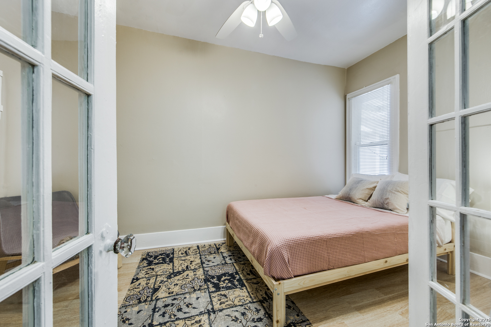 508 E Dewey Place San Antonio TX 78212
