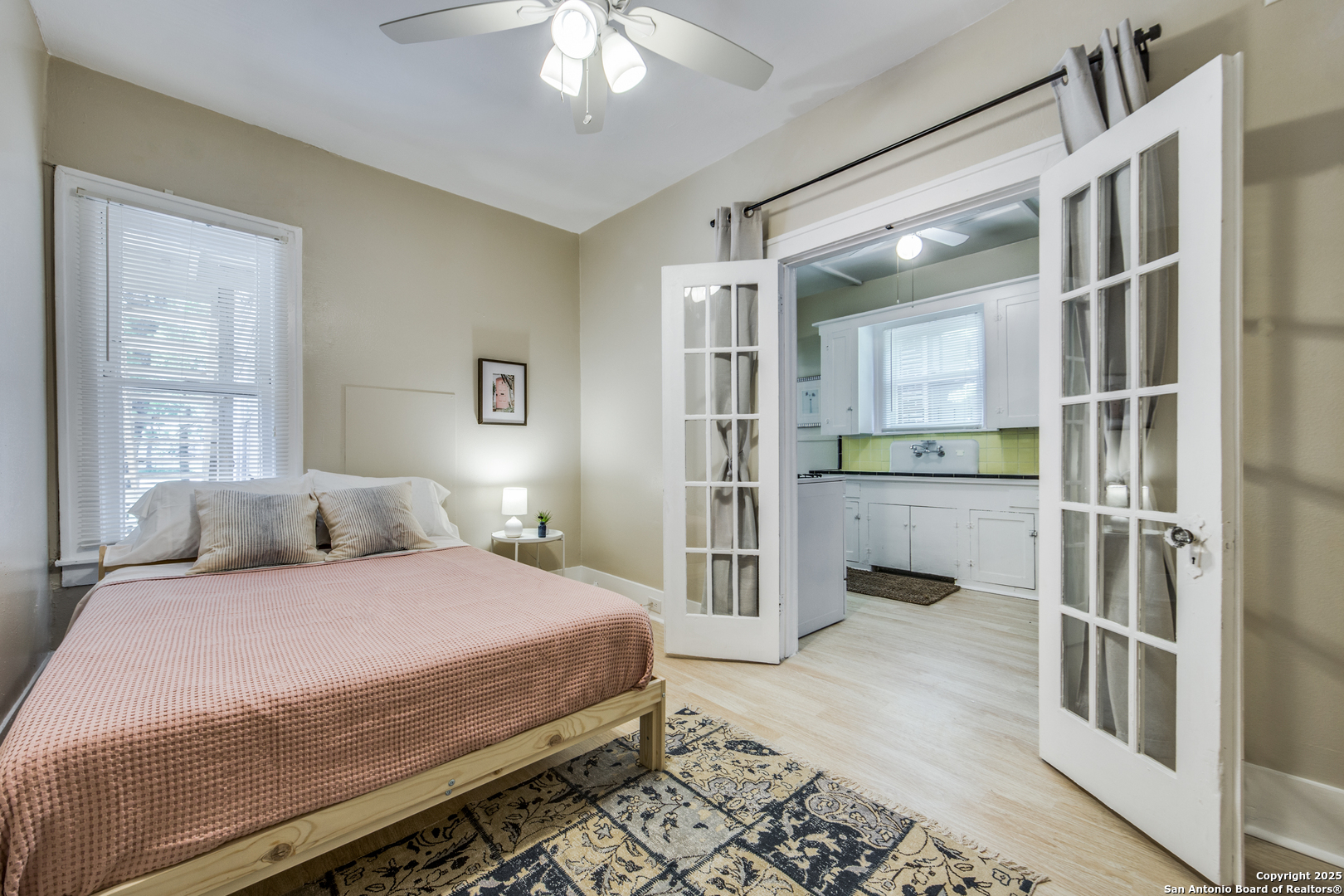 508 E Dewey Place San Antonio TX 78212
