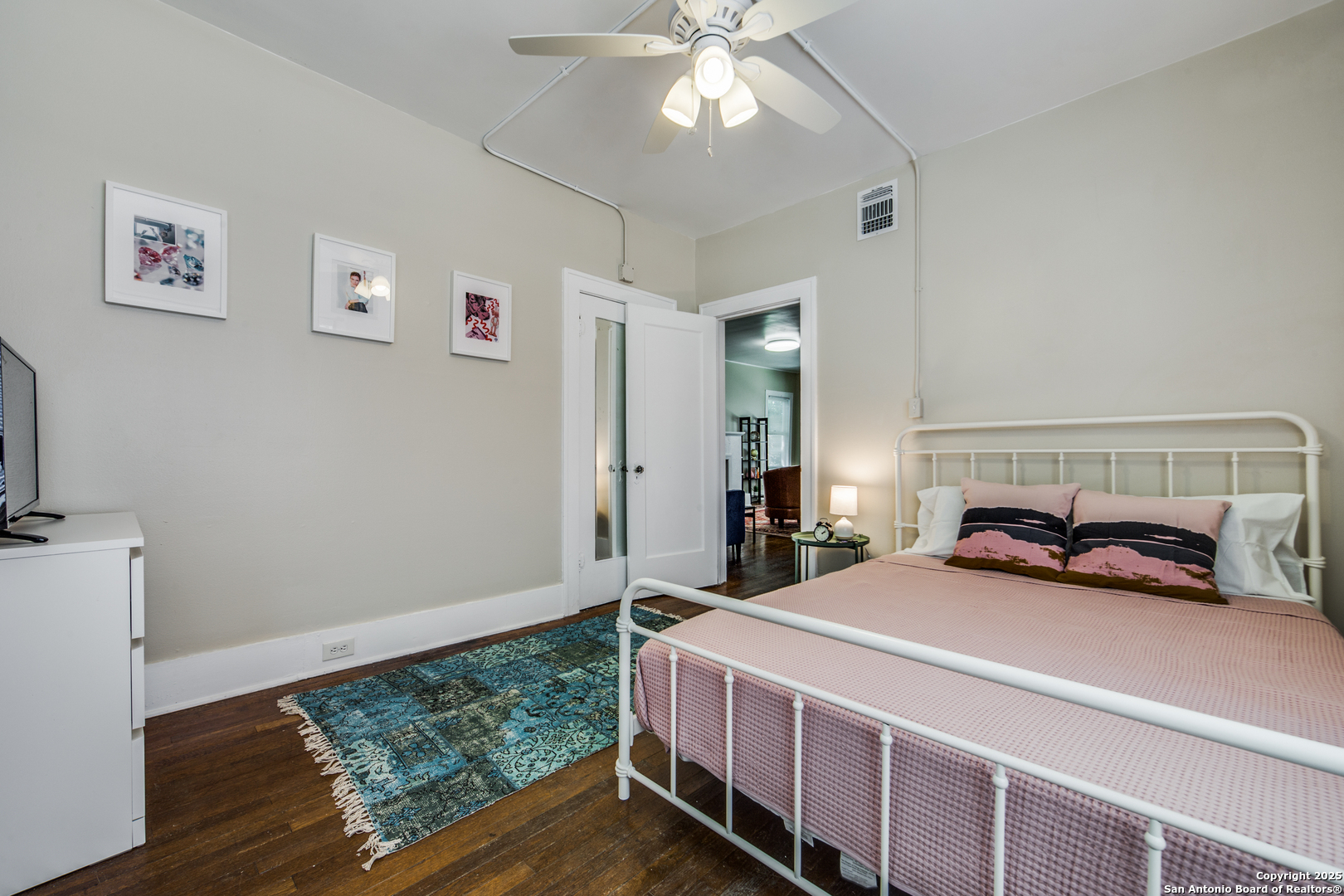 508 E Dewey Place San Antonio TX 78212