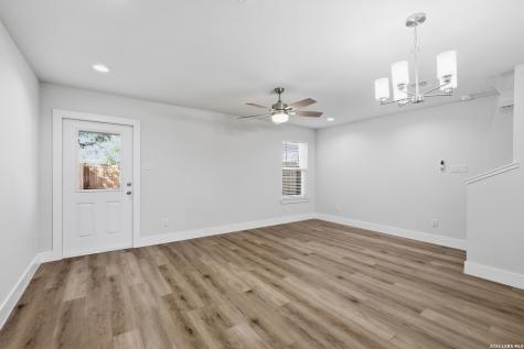 728 Abigail Alley San Antonio TX 78253