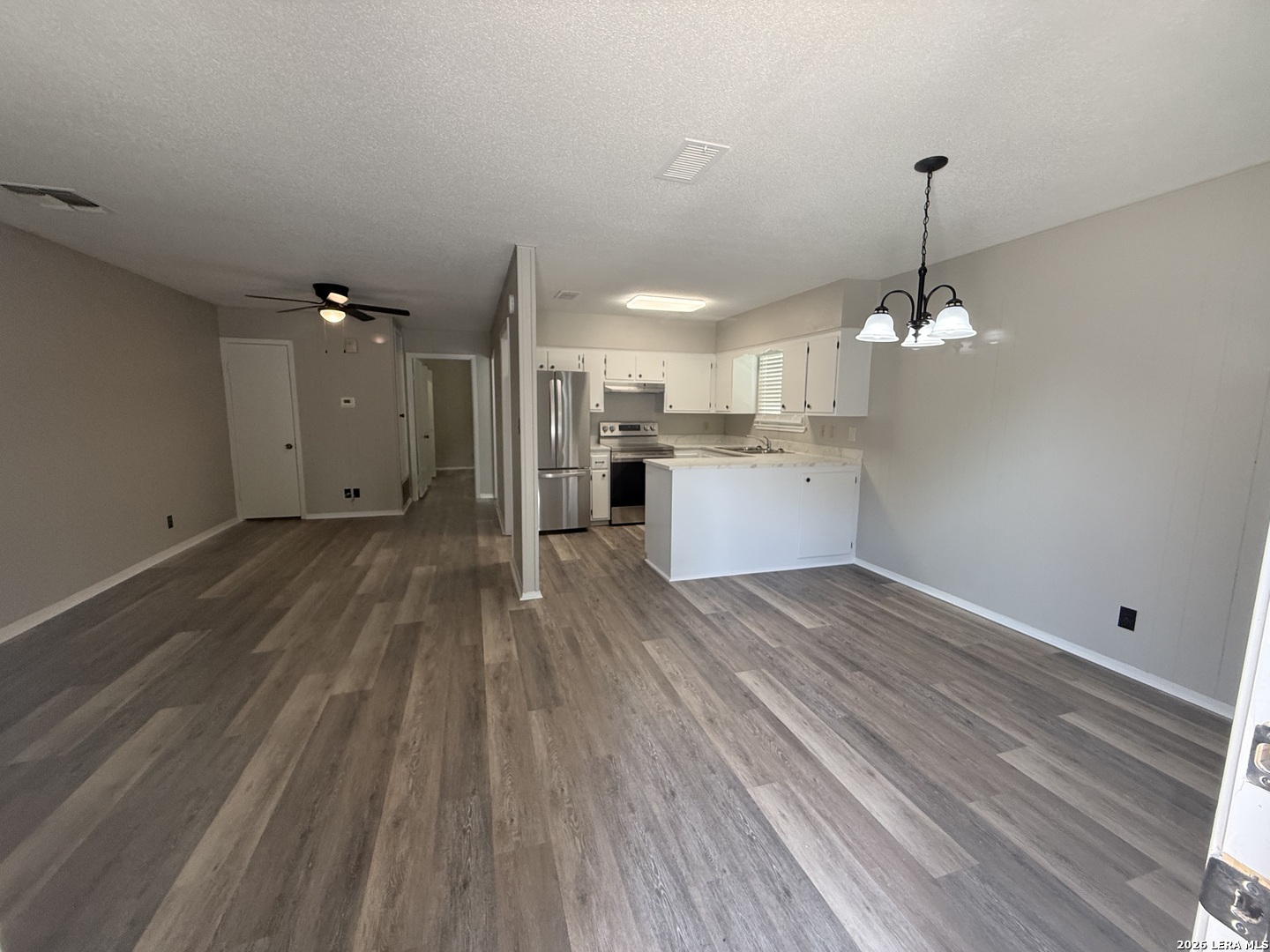 1402 N Adams Street Fredericksburg TX 78624