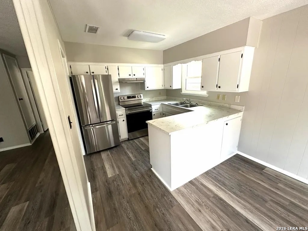 1402 N Adams Street Fredericksburg TX 78624