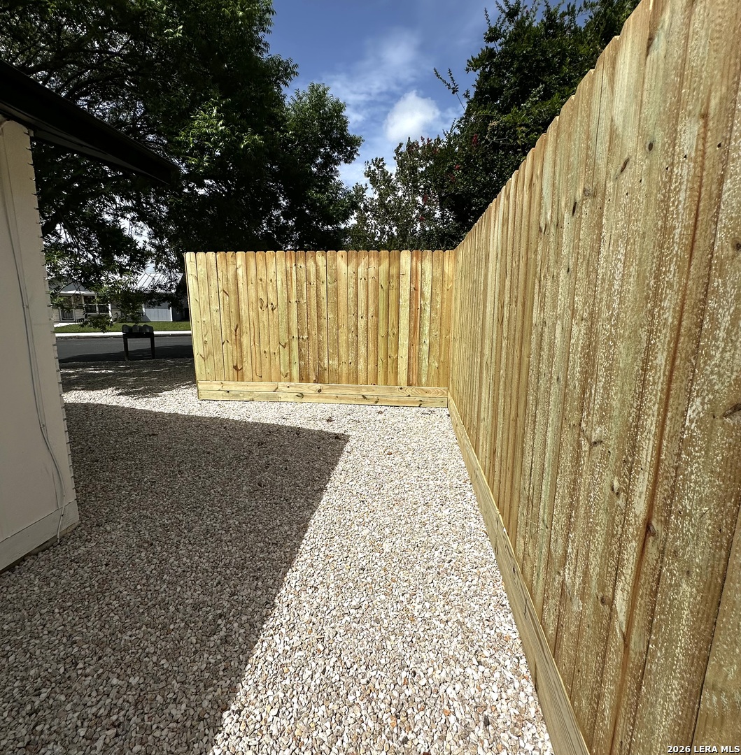 1402 N Adams Street Fredericksburg TX 78624